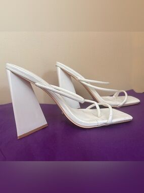 PrettyLittleThing White Croc-Effect Strappy Block Heel Sandals